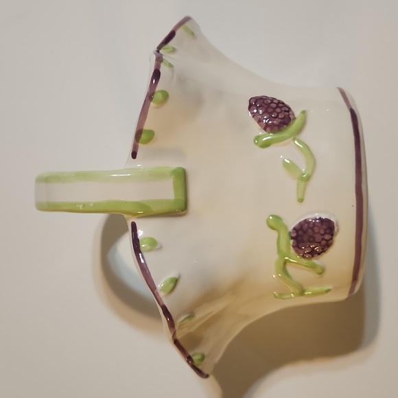 Vintage Sigma The Tastesetter by Andrea West Ceramic Basket with Embossed Grapes - Picture 3 of 11